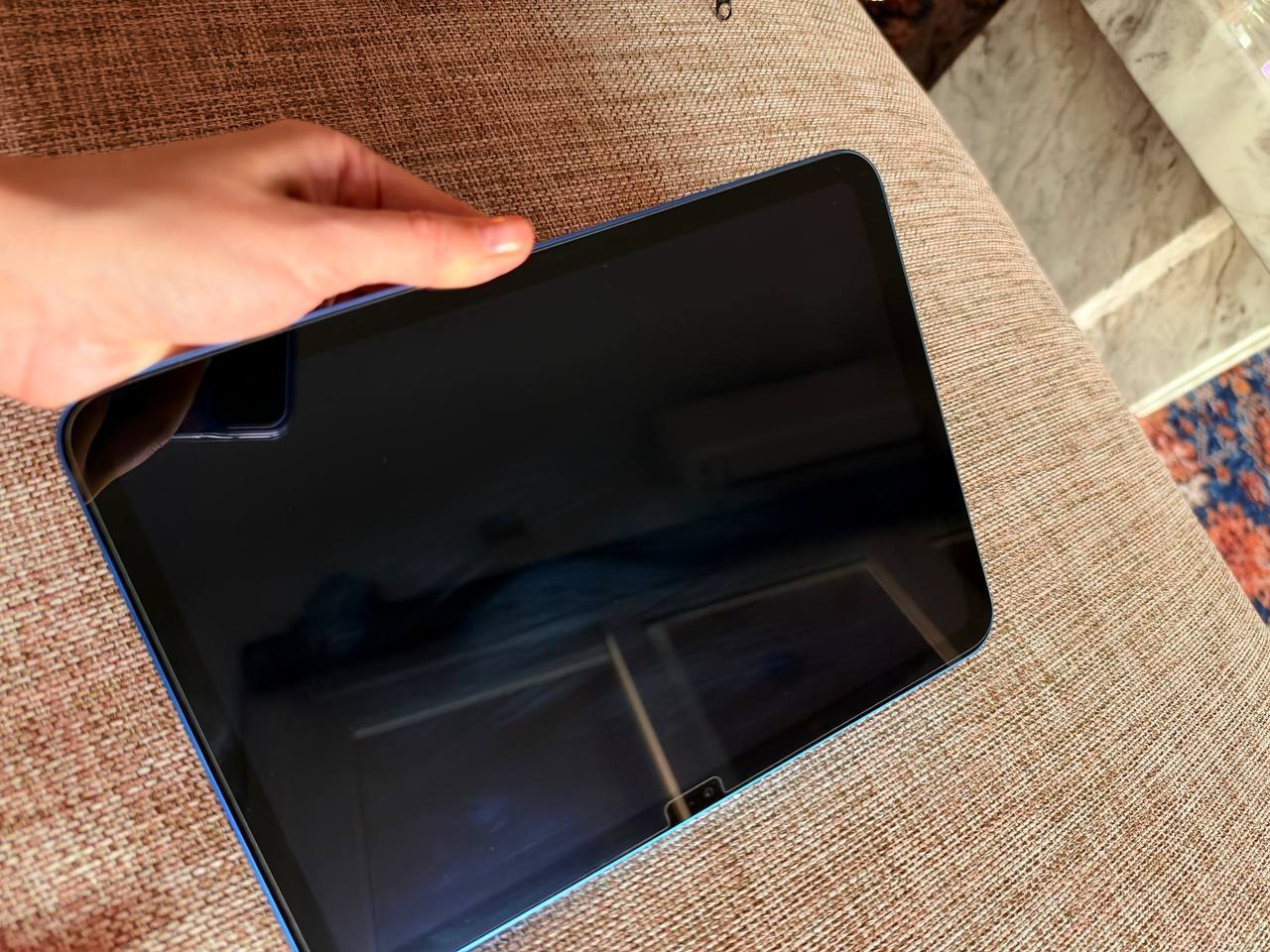 iPad 11th generation (A16), 2025, 128 GB, 100% battery - 12,000 baht (3 of 4)
