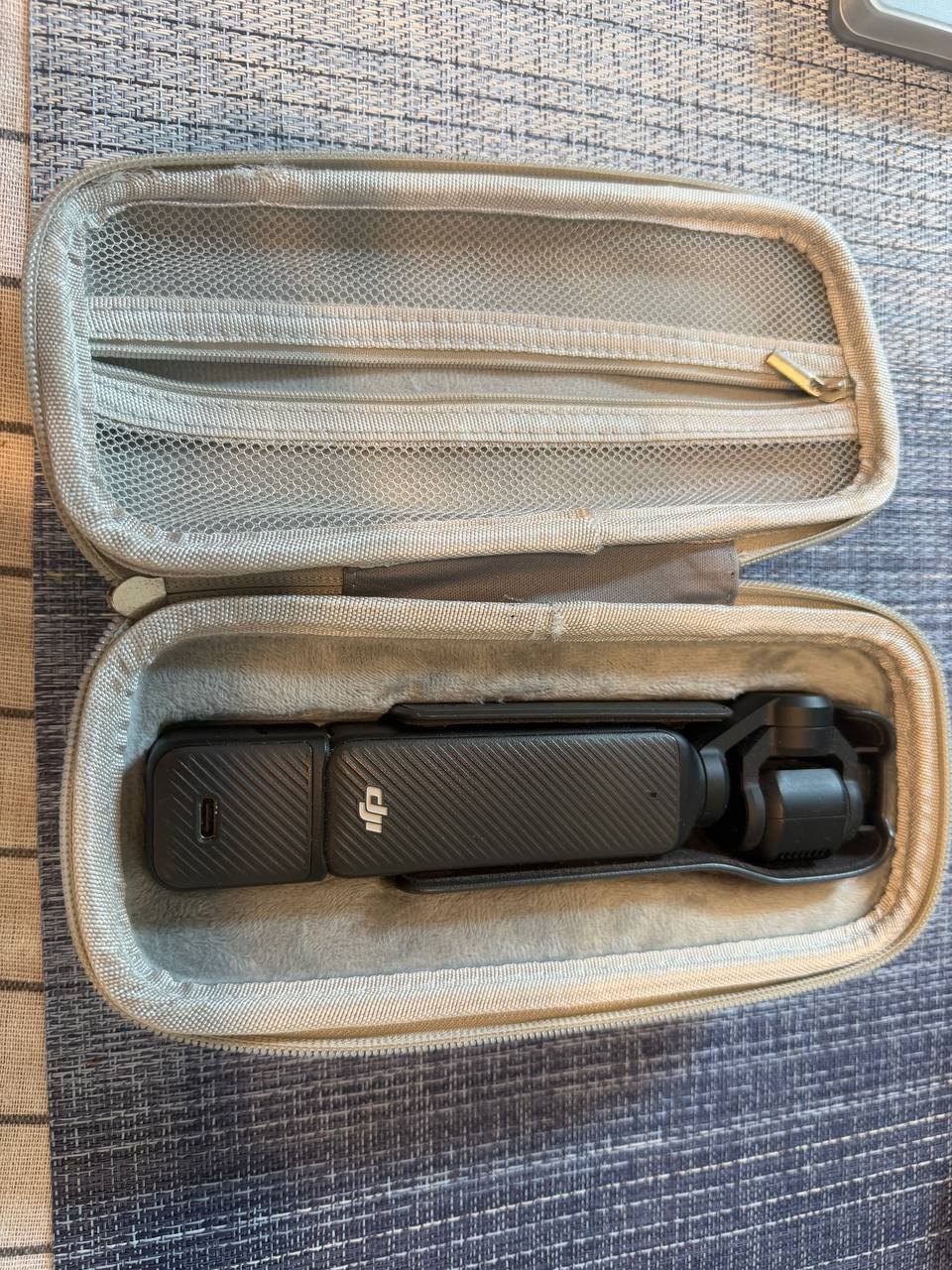 DJI Osmo Pocket 3 camera, perfect condition, with replaceable lenses - 5,000 baht (2 จาก 2)