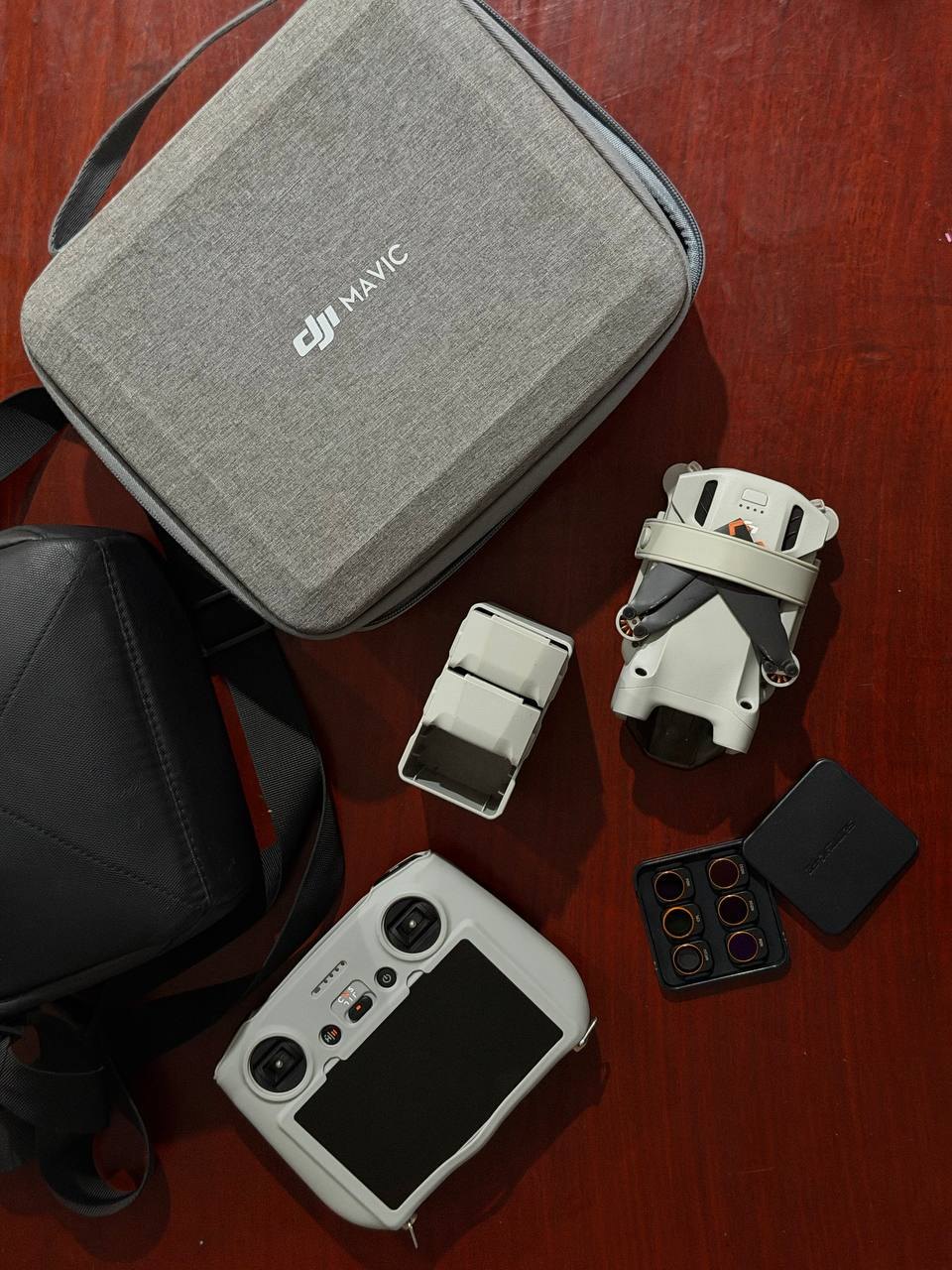 DJI Mini 3 Pro drone with DJI RC remote control, 3 batteries, full set - 18,500 baht (2 of 4)