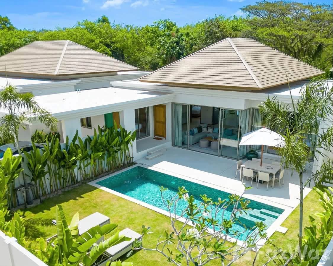 New 3 bed pool villa in Bang Tao, 190,000 THB/month