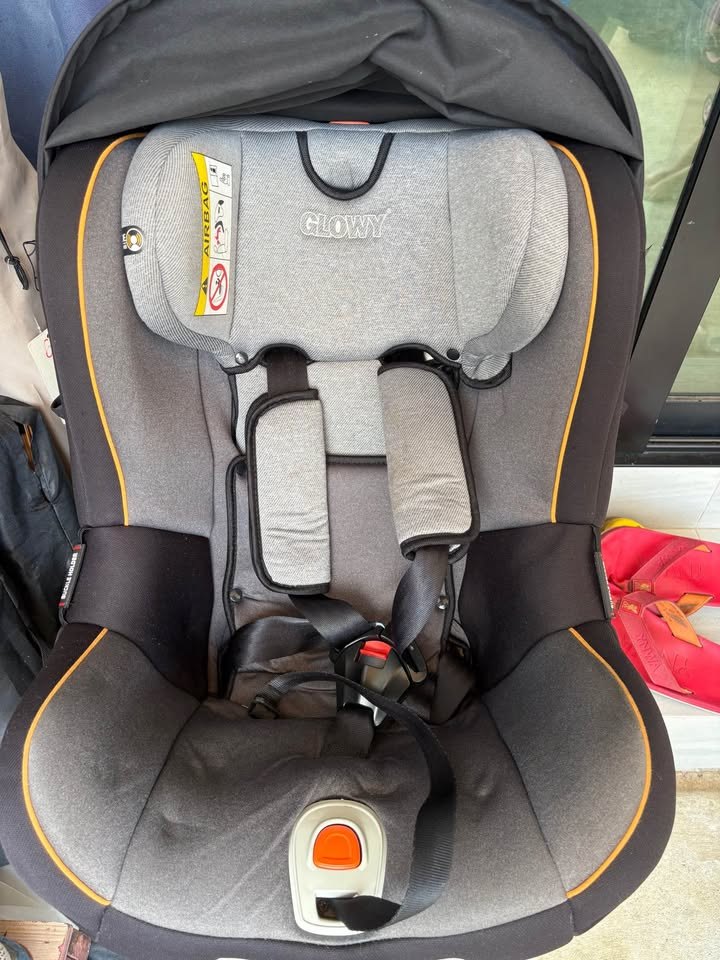 GLOWY Rotera 360 rotating car seat - 1,200 baht (2 of 4)