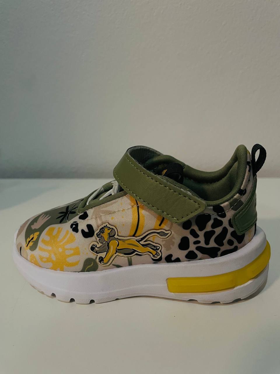 รองเท้าผ้าใบเด็ก Adidas ไซส์ UK 6K - 300 บาท (3 จาก 4)