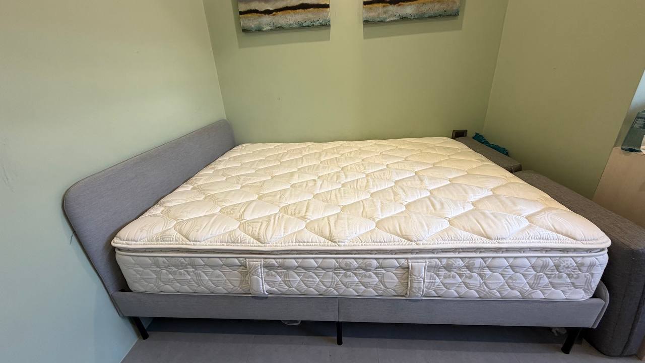 Bed with mattress, size 150/180, perfect condition - 6,000 baht (2 จาก 3)