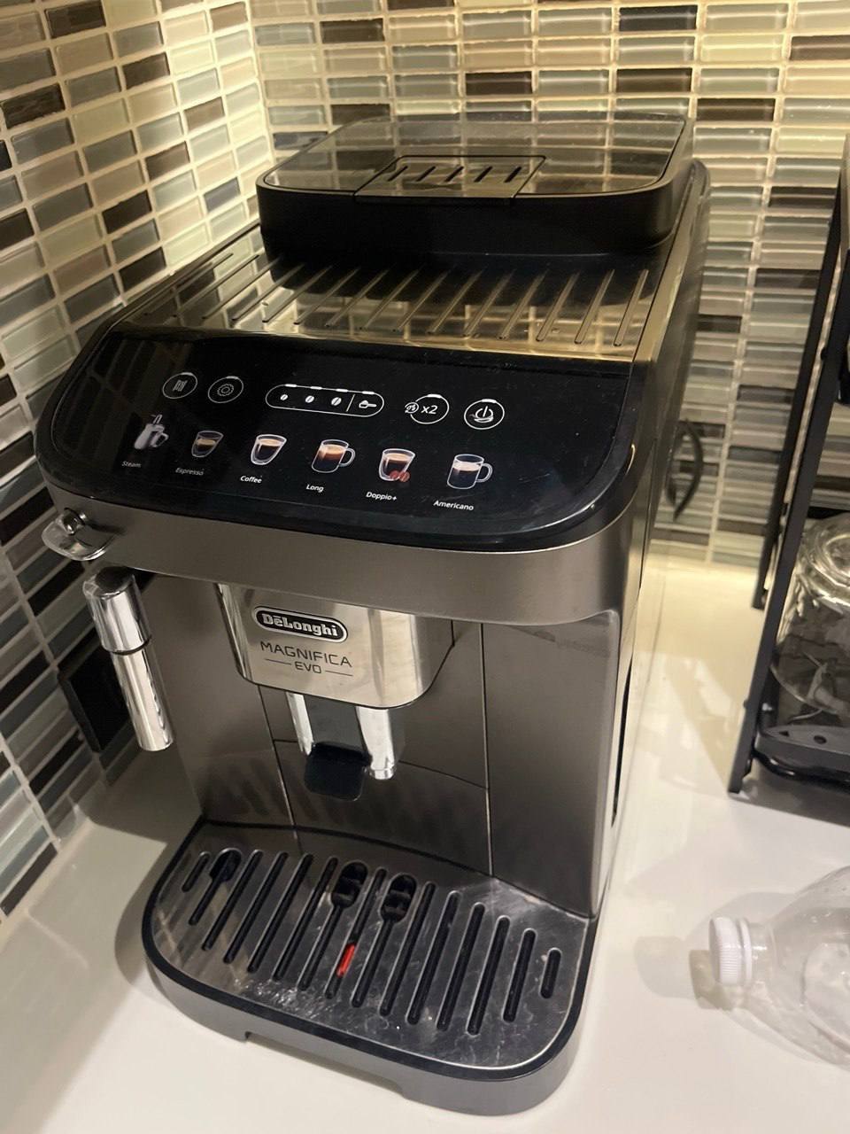 เครื่องชงกาแฟ De'Longhi Magnifica Evo ระบบอัตโนมัติ - 17,000 บาท (4 of 5)