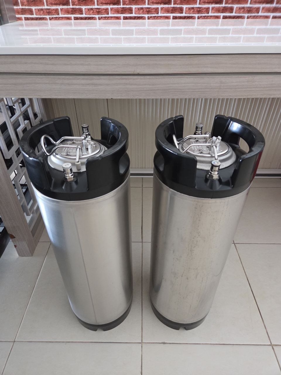 Two new Cornelius kegs, 19 l each, stainless steel, Ball Lock - 5500 baht for both (2 of 2)