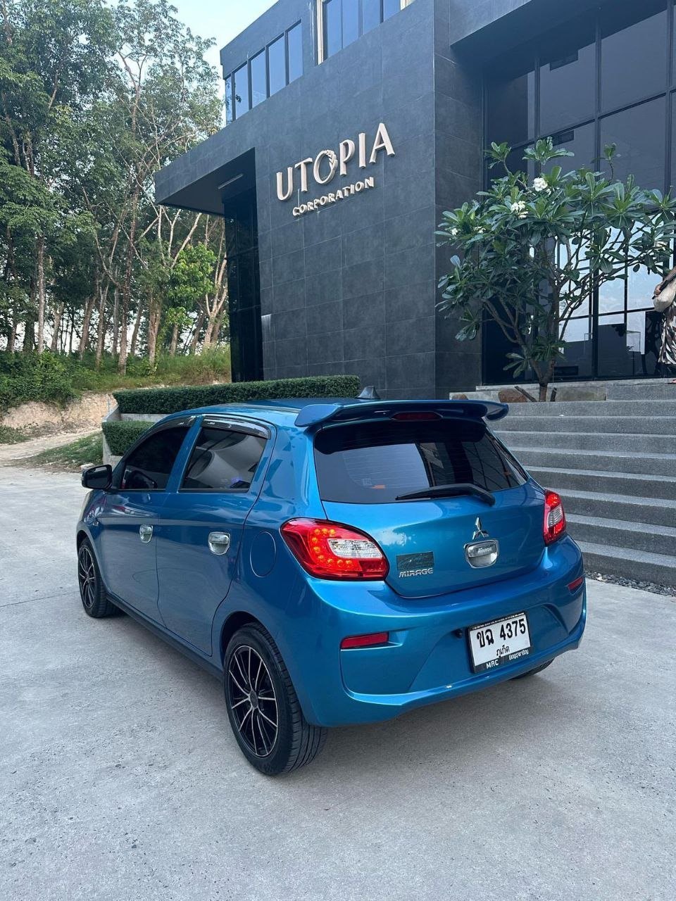Mitsubishi Mirage, 2018, automatic - 145,000 baht (2 of 3)