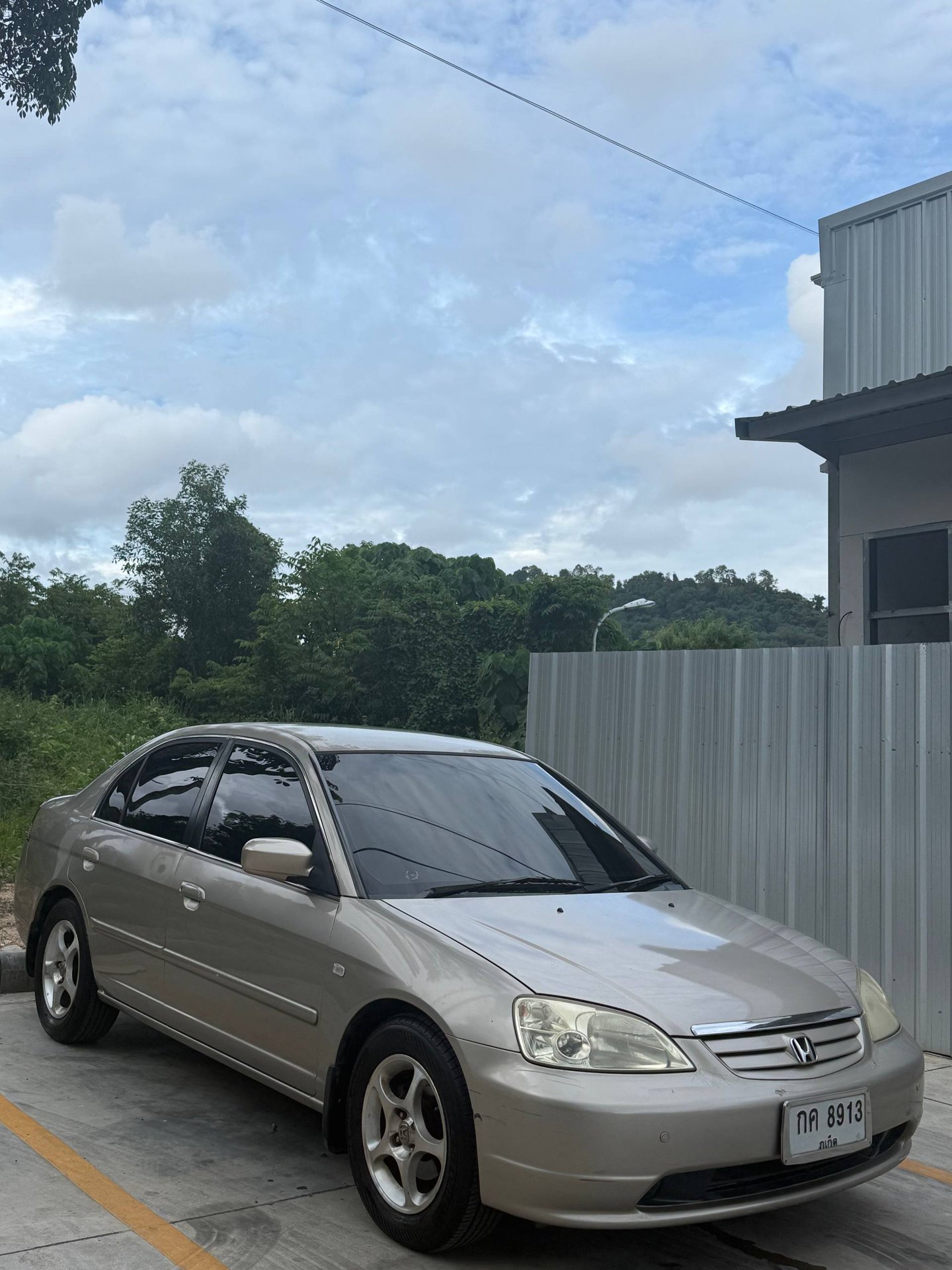 Honda Civic 2001, мотор 1.6, пробег 298 000 км - 35 000 бат (2 из 3)