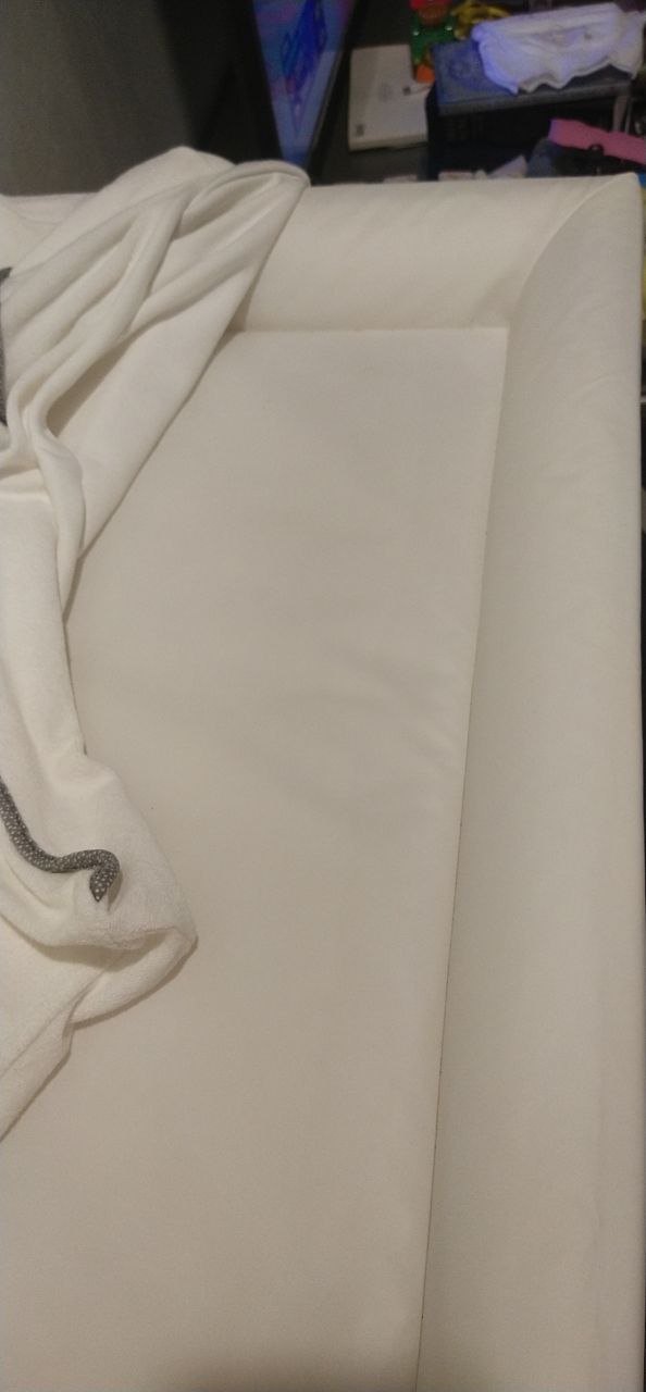 IKEA changing table with terry diaper, like new - 300 baht (5 of 5)