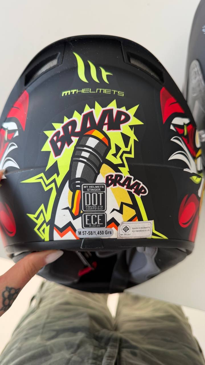 หมวกกันน็อค MT Helmets Stinger แบบเต็มใบ ไซส์ M - 1,200 บาท (2 จาก 2)