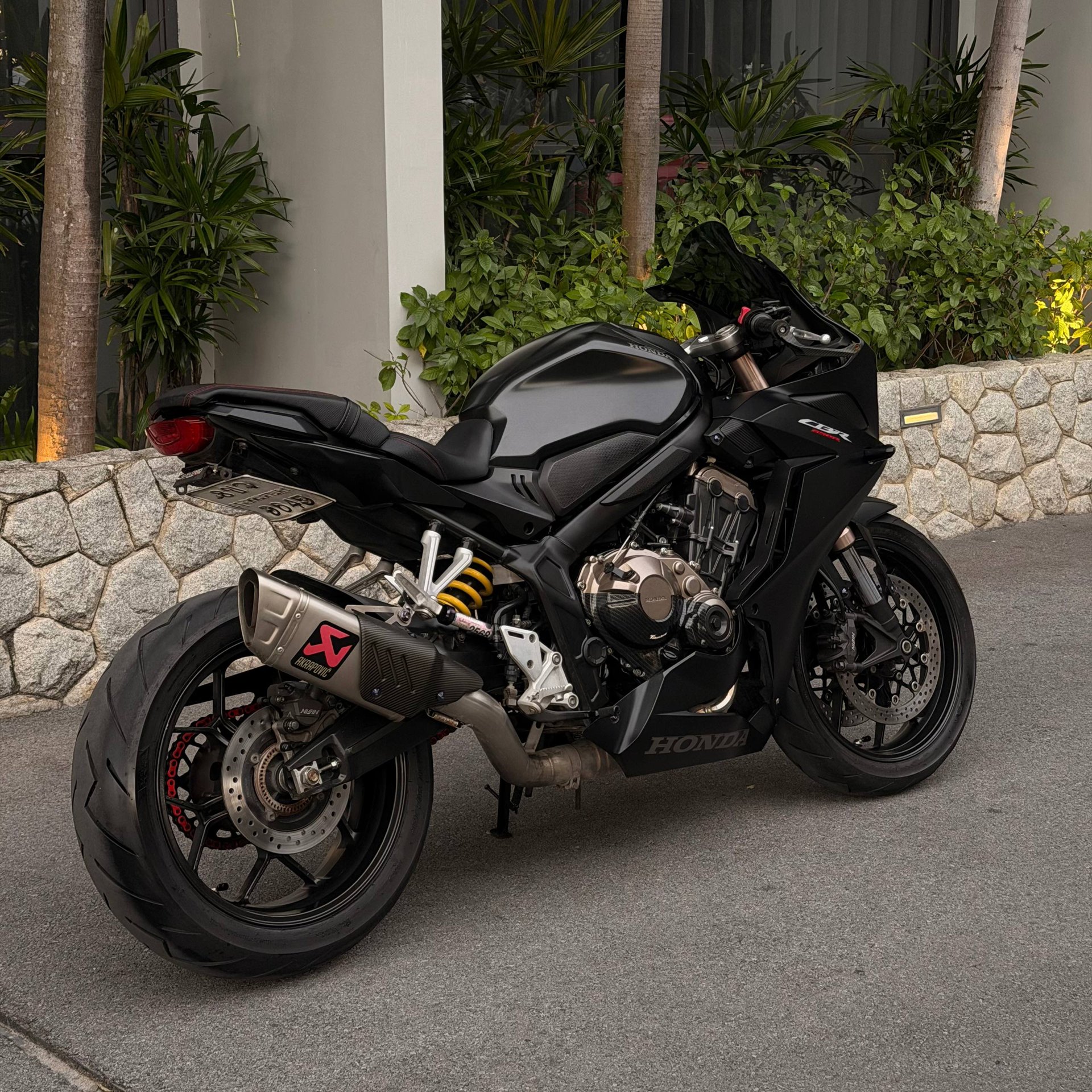 Honda CBR650R ปี 2020 ไมล์ 21,000 กม. สภาพดีมาก - 159,000 บาท (2 of 5)