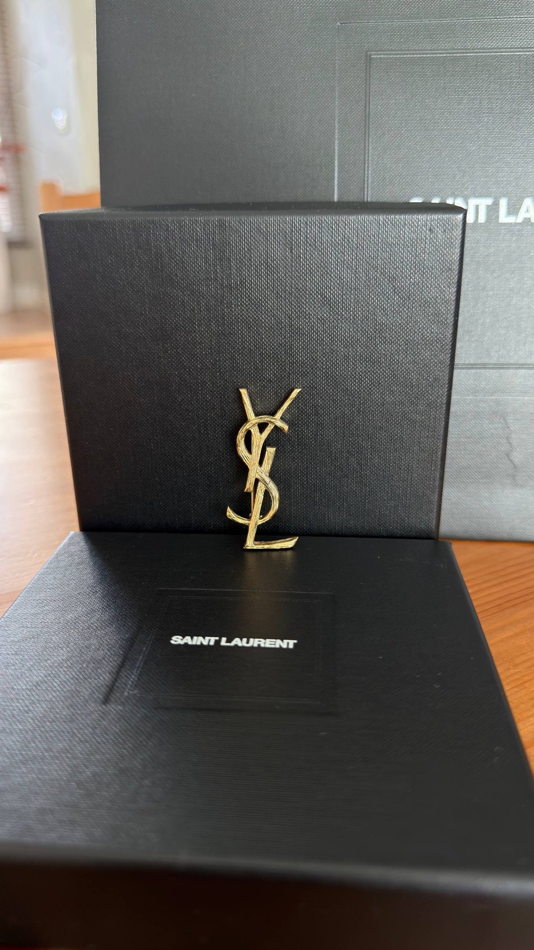 เข็มขัด YSL ของแท้ ความยาว 90 ซม. กว้าง 3 ซม. - 15,000 บาท (2 of 3)