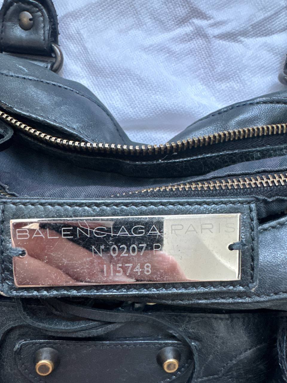 Balenciaga City bag - 8,000 baht (2 of 2)