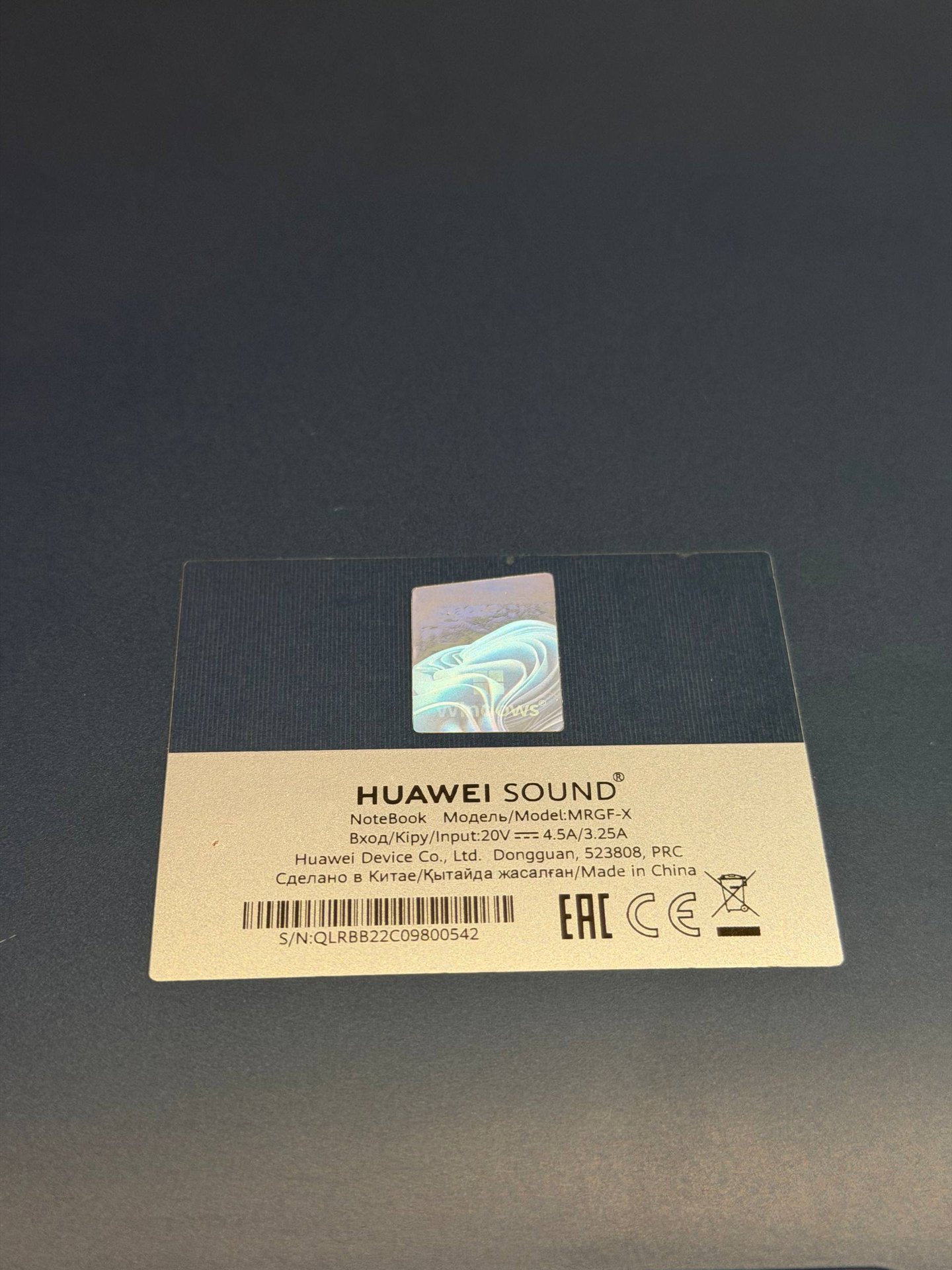 โน้ตบุ๊ก Huawei MateBook X Pro จอสัมผัส 4K 14.2 นิ้ว แรม 16 GB - 19,000 บาท (5 จาก 5)