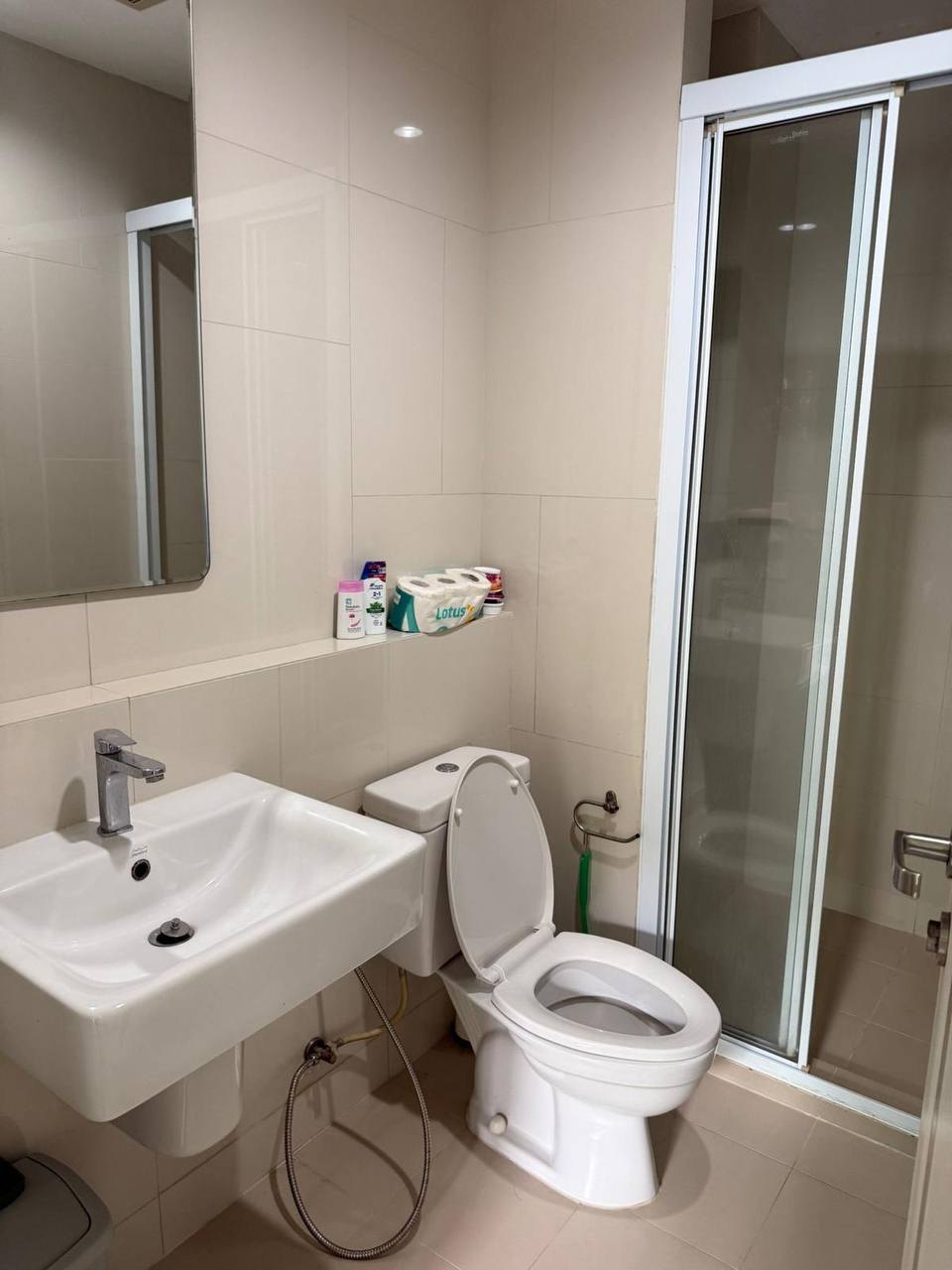 1 bedroom apartment in The Base Uptown, pool view, annual contract - 18,000 baht/month (7 of 8)