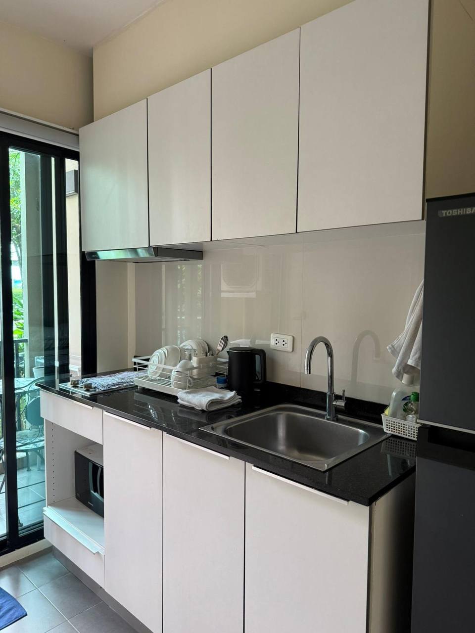 1 bedroom apartment in The Base Uptown, pool view, annual contract - 18,000 baht/month (3 of 8)