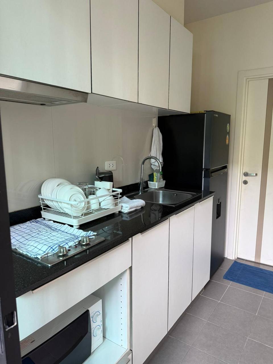 1 bedroom apartment in The Base Uptown, pool view, annual contract - 18,000 baht/month (5 of 8)