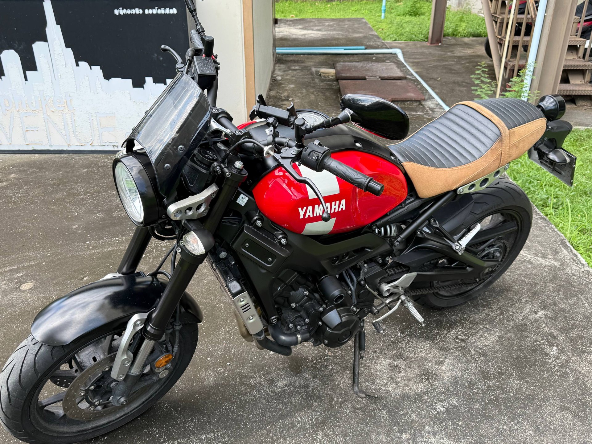 Yamaha XSR900 ปี 2018 เลขไมล์ 16,000 กม. เล่มเขียว - 160,000 บาท (2 จาก 5)