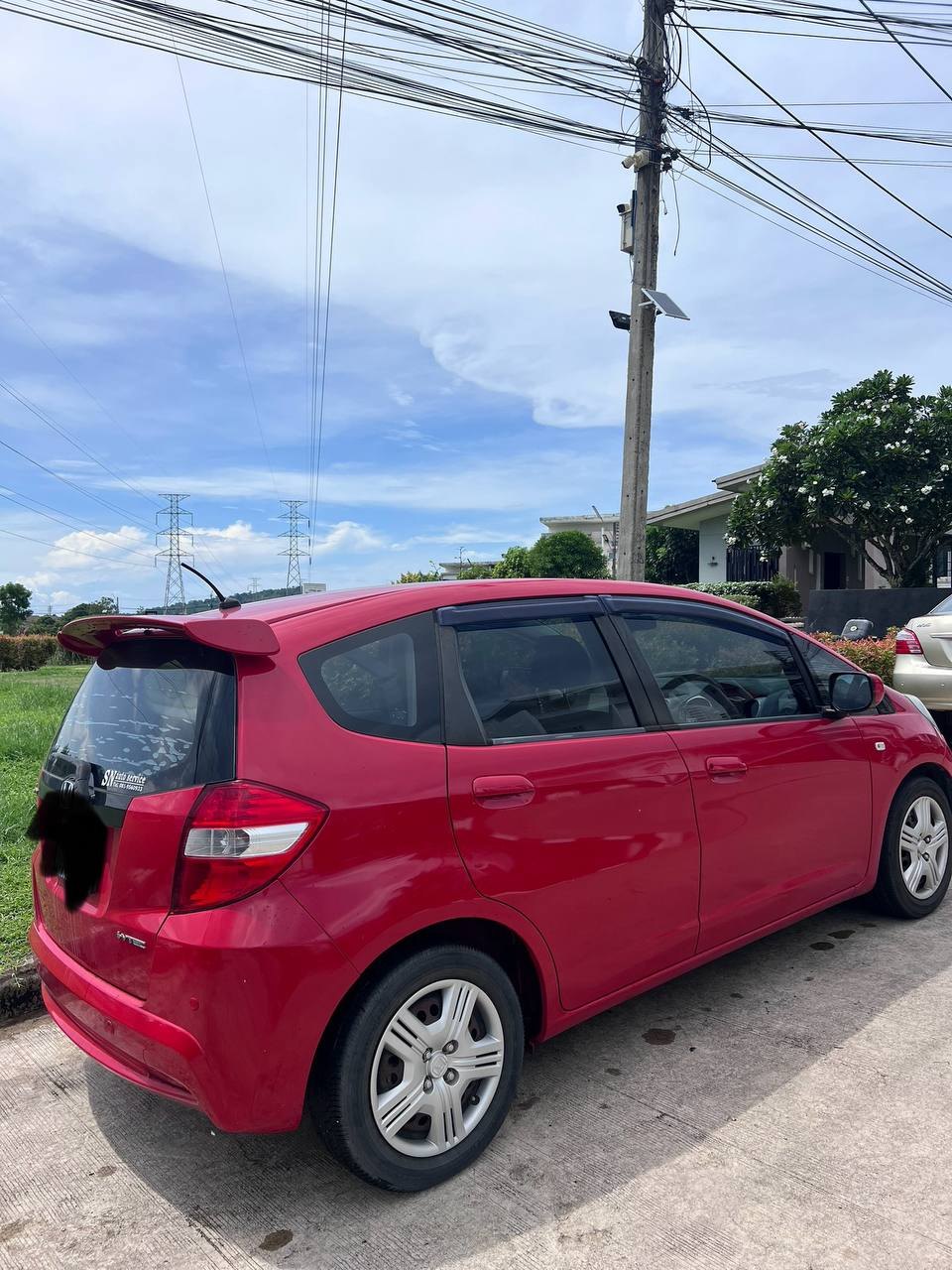 Honda Jazz 2013, 129,000 km - 190,000 baht (2 จาก 5)