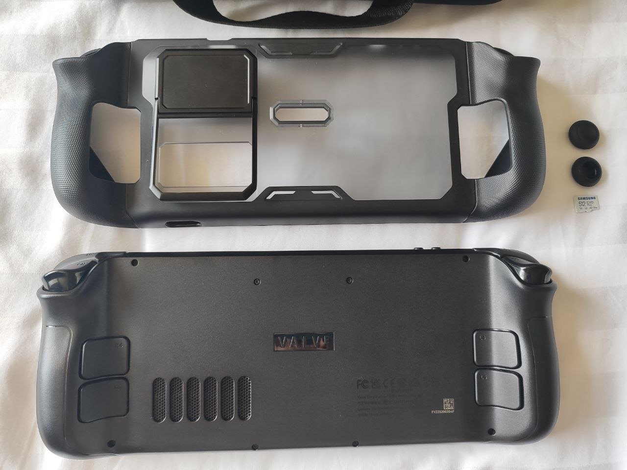 Steam Deck OLED 512 ГБ, карта памяти 512 ГБ и чехлы в комплекте - 25 000 бат (3 из 4)