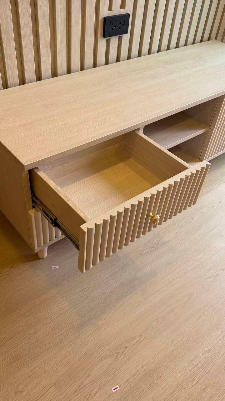 TV stand, 130 × 40 cm, new - 1,590 baht (3 of 3)