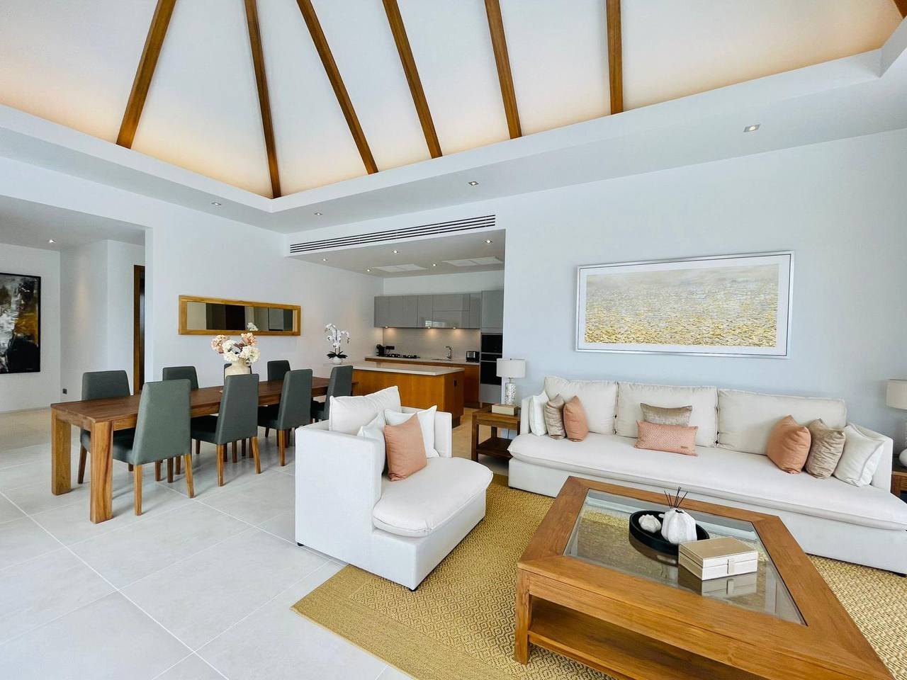Villa for rent, 4 bedrooms, swimming pool, 450 m², annual contract - 280,000 baht/month (4 из 8)