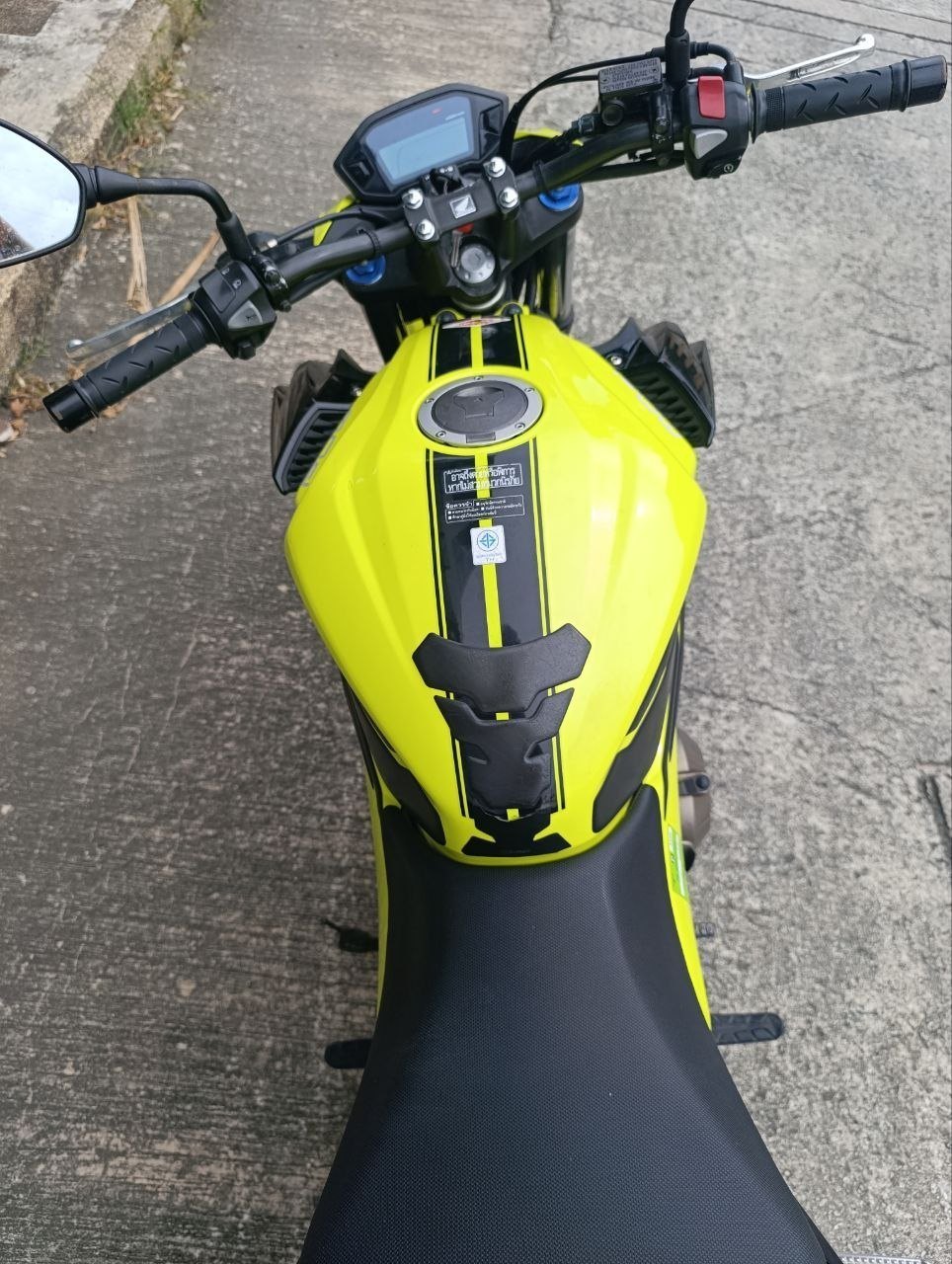Honda CB500F ปี 2016 วิ่งมา 92,000 กม. มีกล่องท้าย (top case) แถมให้ - 55,000 บาท (2 จาก 4)
