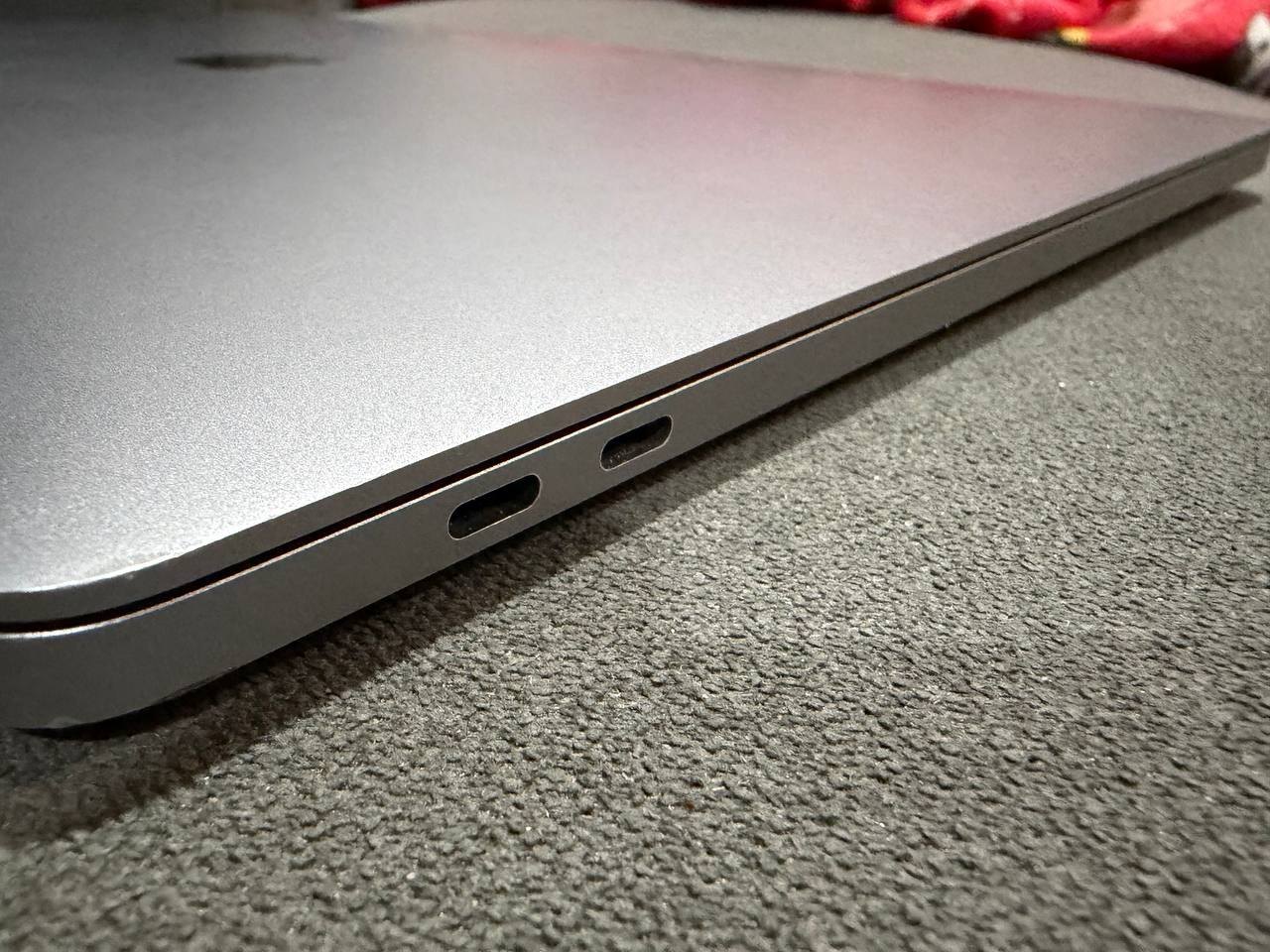 MacBook Pro 16 2019 เปลี่ยนแบตเตอรี่ใหม่ ใช้งานได้ปกติทุกอย่าง - 18,000 บาท (2 of 5)