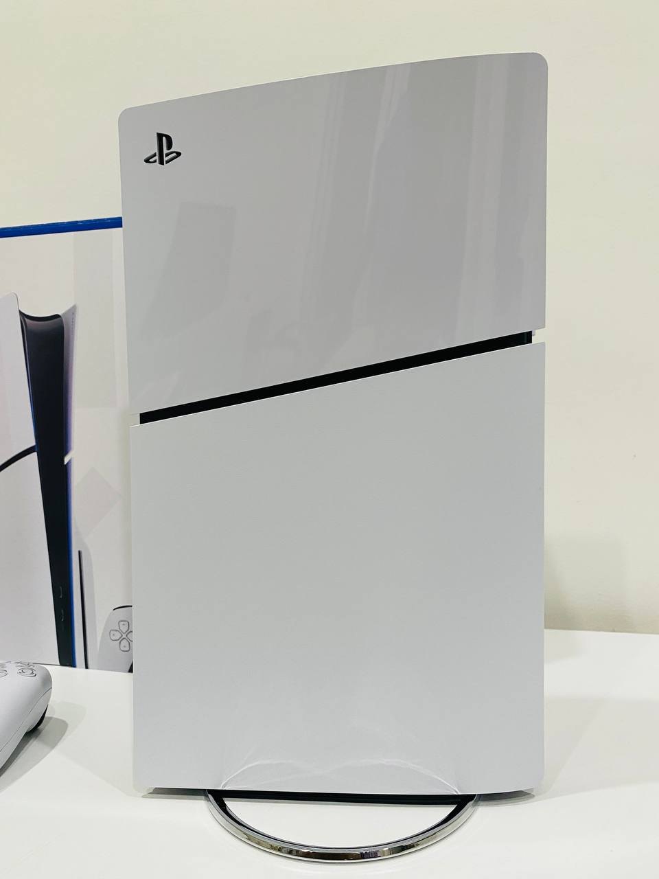 PS5 Slim Disc Edition, purchased a year ago, full set - 25,000 baht (4 จาก 5)