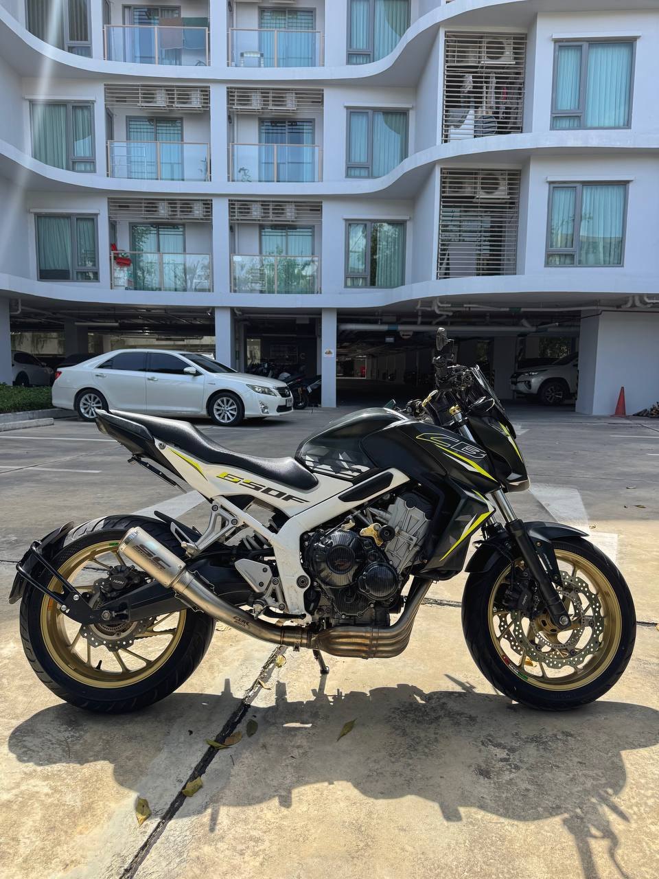 Motorcycle Honda CB650F 2016, mileage 43 000 km, silencer SC-project - 68 000 baht (3 of 4)
