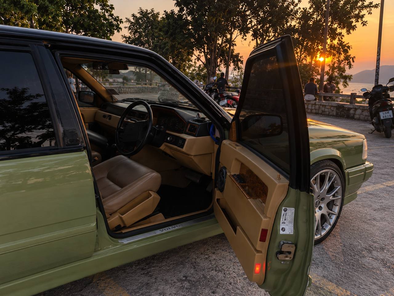 Volvo with 1JZ-GTE Twin Turbo engine, olive body, leather interior - 150,000 baht (3 of 5)