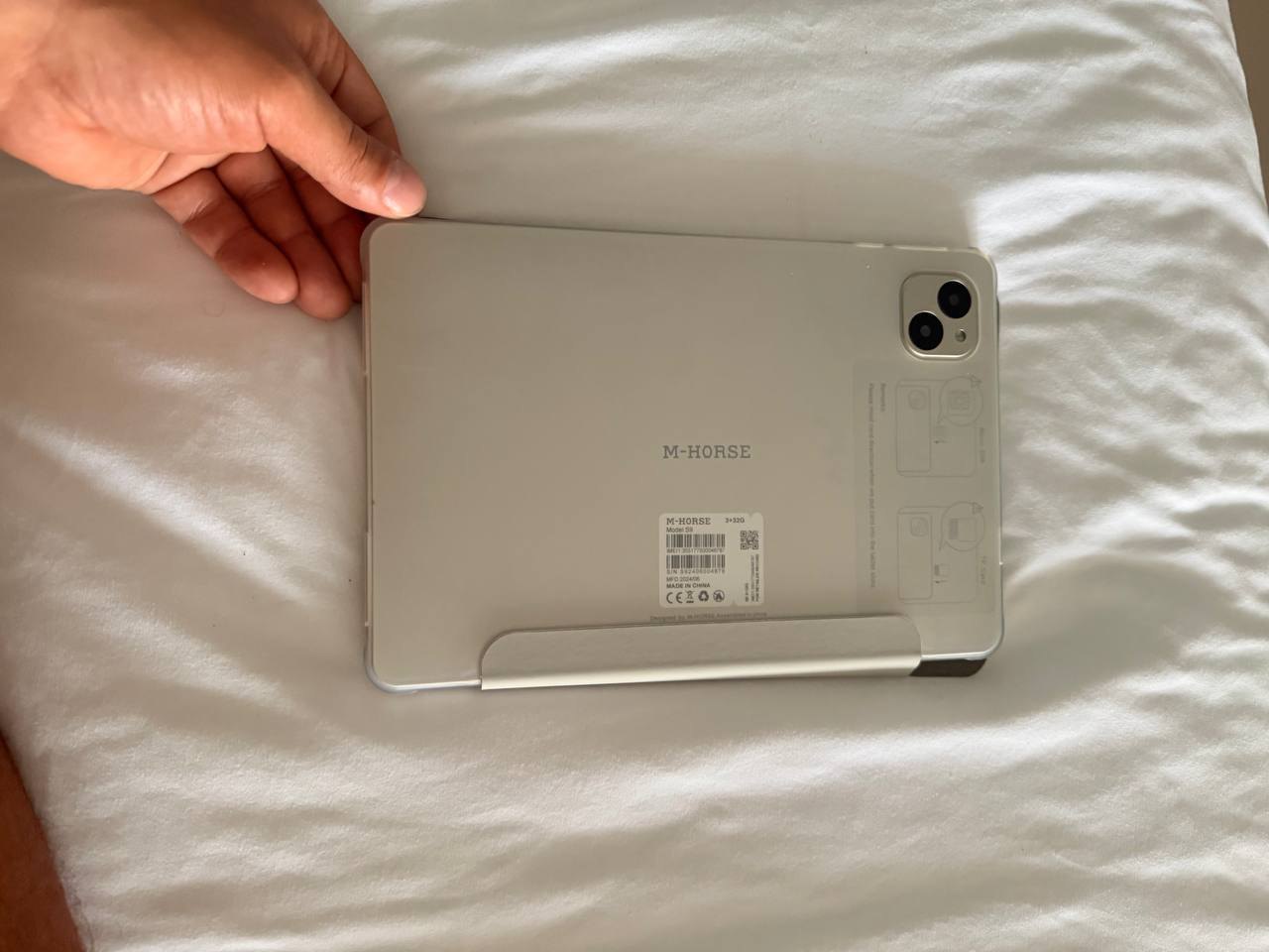 Tablet, bought a week ago, condition as new - 2,000 baht (3 of 4)
