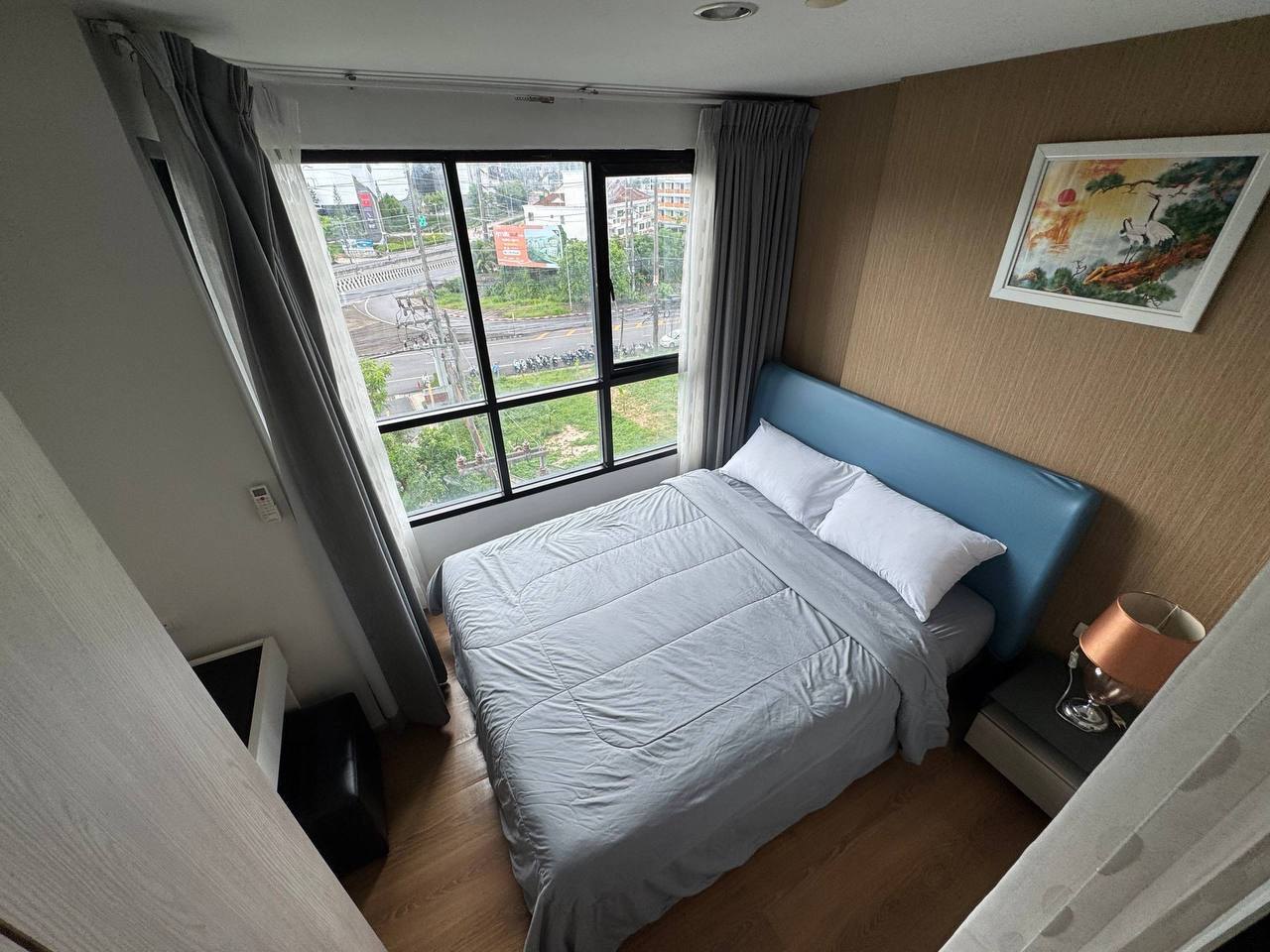 Studio with kitchen and balcony, swimming pool and gym - 16,000 baht/month (2 of 3)
