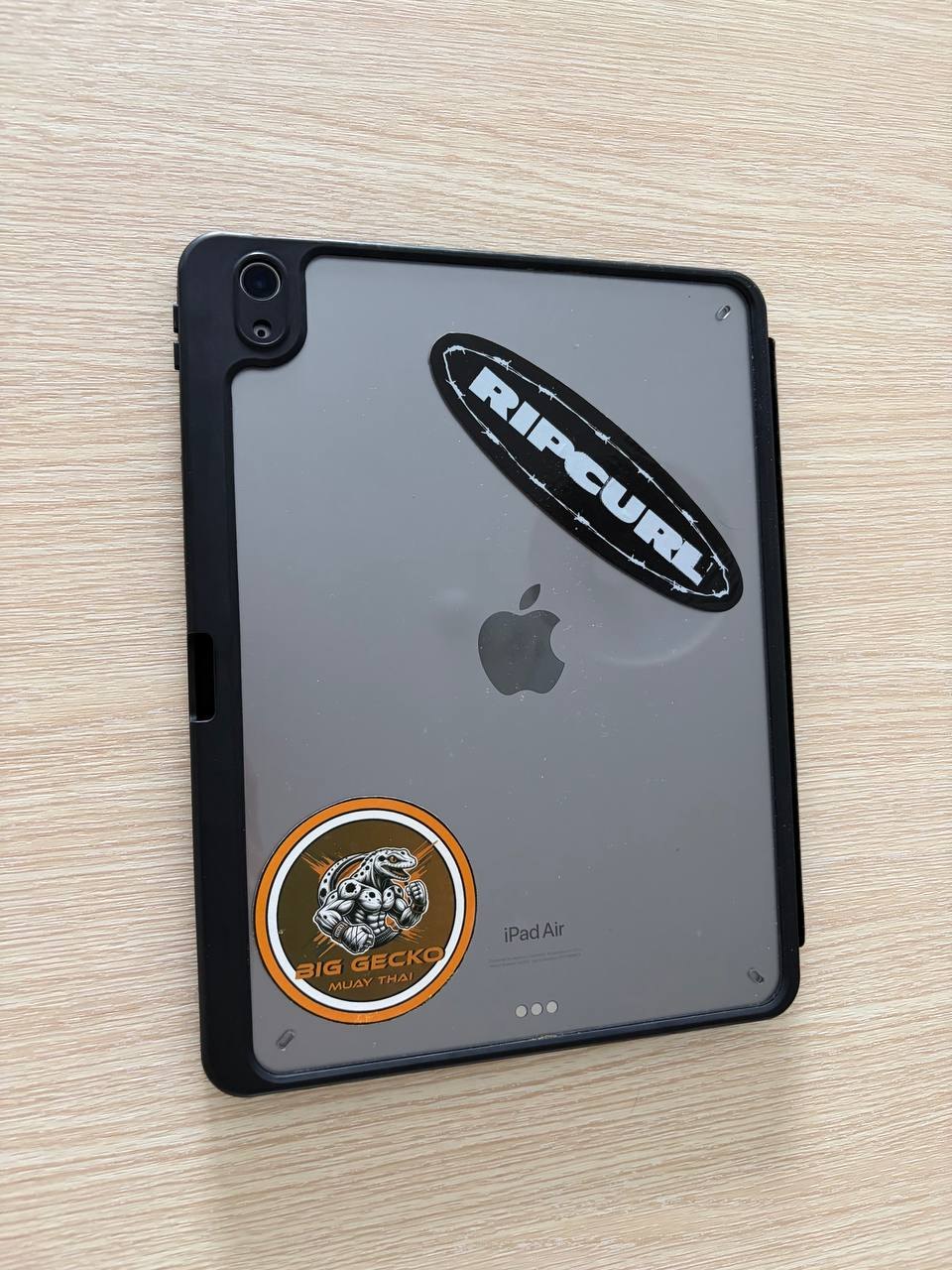 Tablet iPad Air 11 inches, M2, 128 GB - 16,000 baht