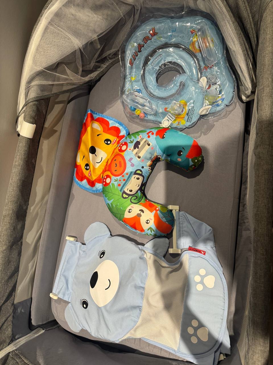 Baby set: bath, mat, circle, pillow, cradle - 1,000 baht (2 of 3)