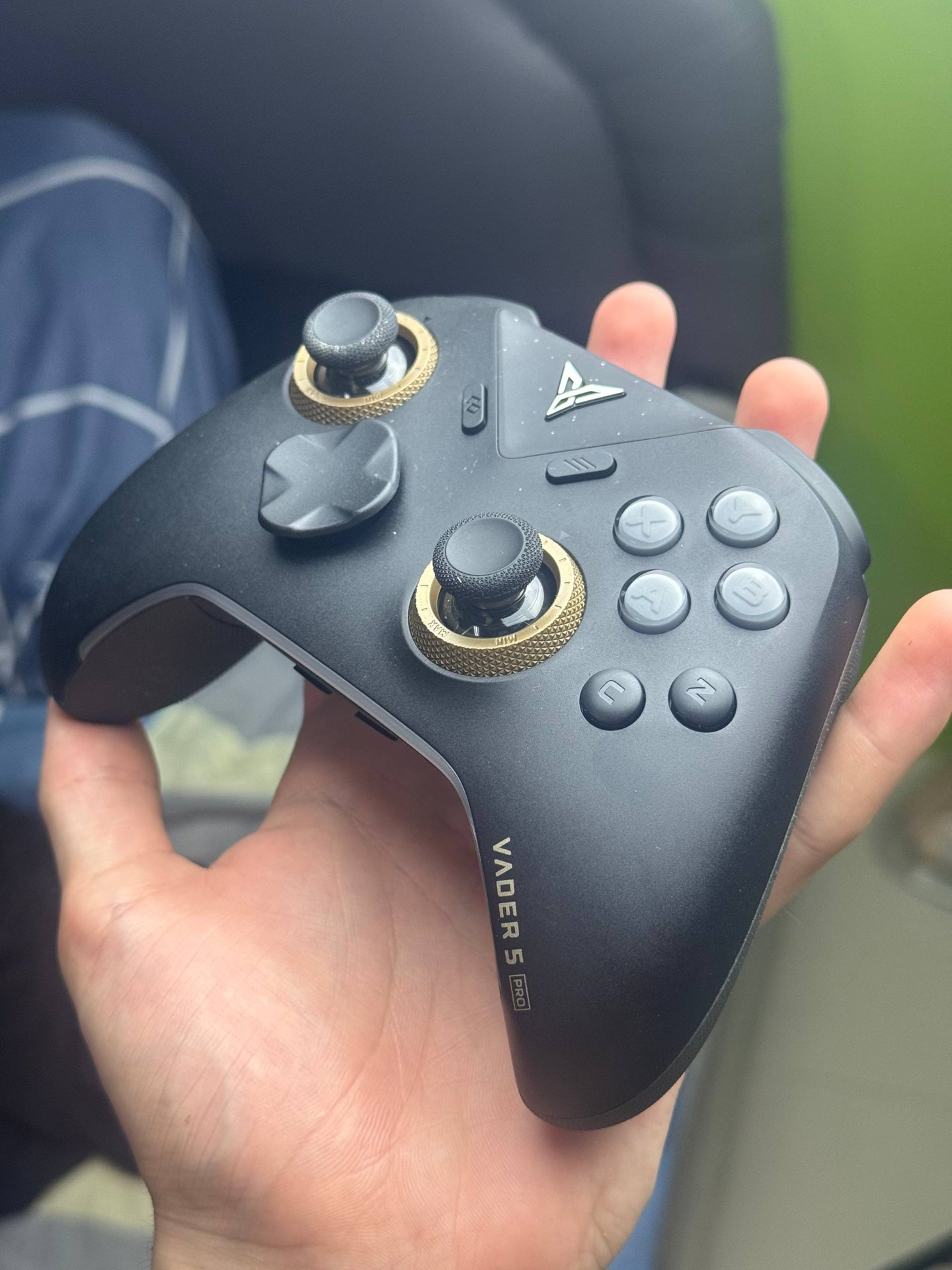 Flydigi Vader 5 Pro gamepad, almost new, complete set - 2,000 baht (2 จาก 3)