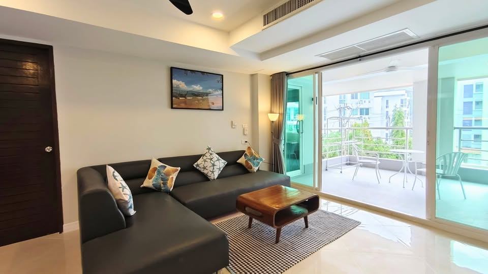 2-bed flat at PHV Condo, Patong - 98 m2, pool and gym, 40,000 THB/month (3 of 8)