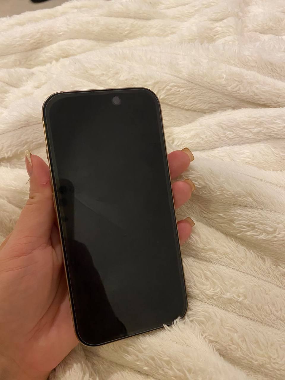 iPhone 16 Pro, 512 GB, Gold, eSIM สภาพเยี่ยม - 30,000 บาท (2 จาก 2)