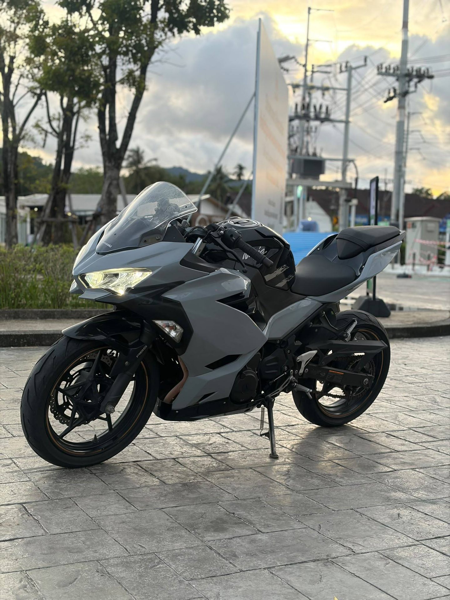 Kawasaki Ninja 400, 2021, без ABS, пробег 24 000 км - 10 500 бат/мес (5 из 8)