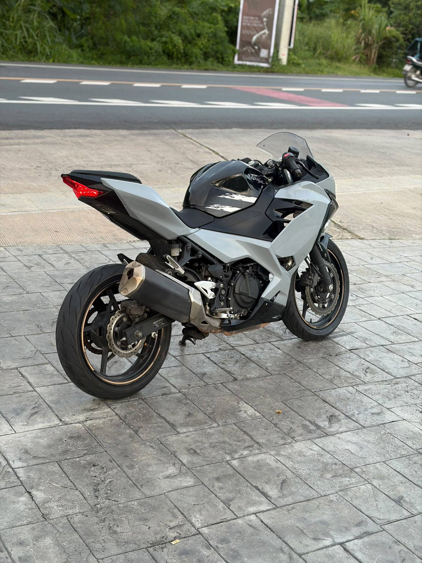 Kawasaki Ninja 400, 2021, без ABS, пробег 24 000 км - 10 500 бат/мес (6 из 8)