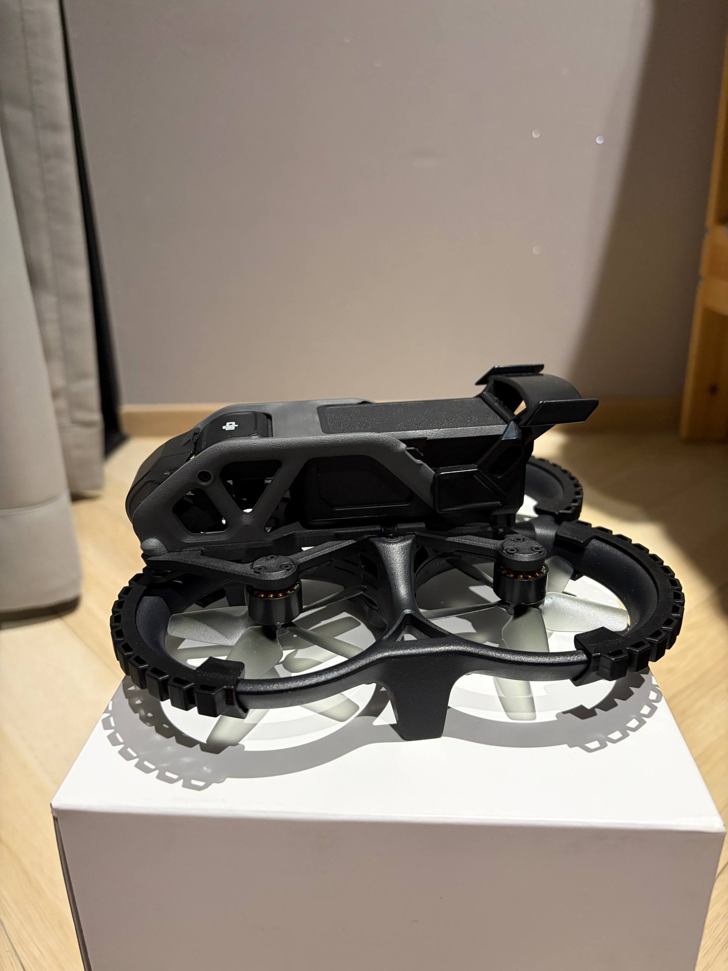 DJI Avata kit with Goggles 2, like new - 14,900 baht (2 из 4)