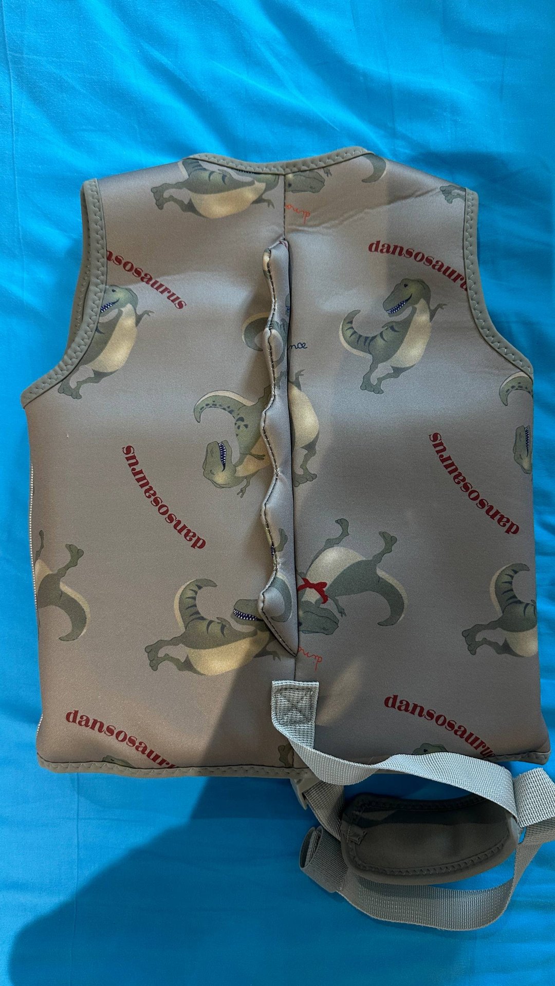 Swimming vest - 400 baht (4 of 5)