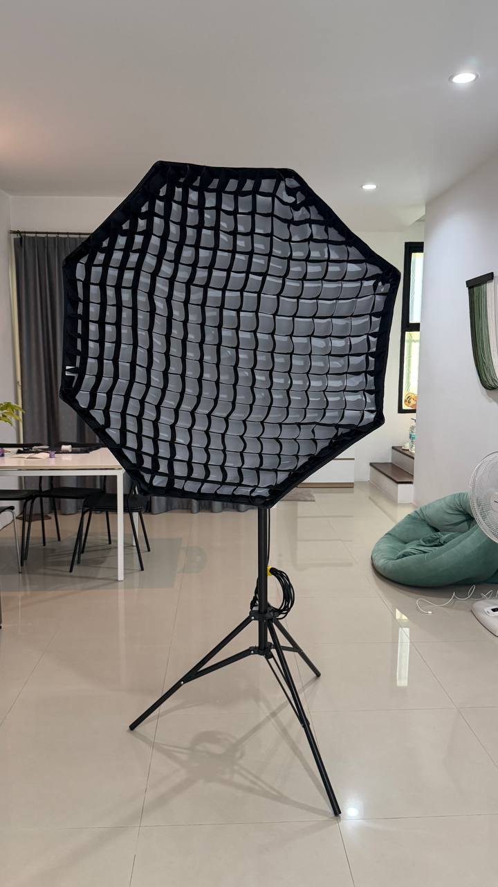Godox Light Kit: Rack, Lamp, Softbox, Mint - 4,700 THB (2 of 5)