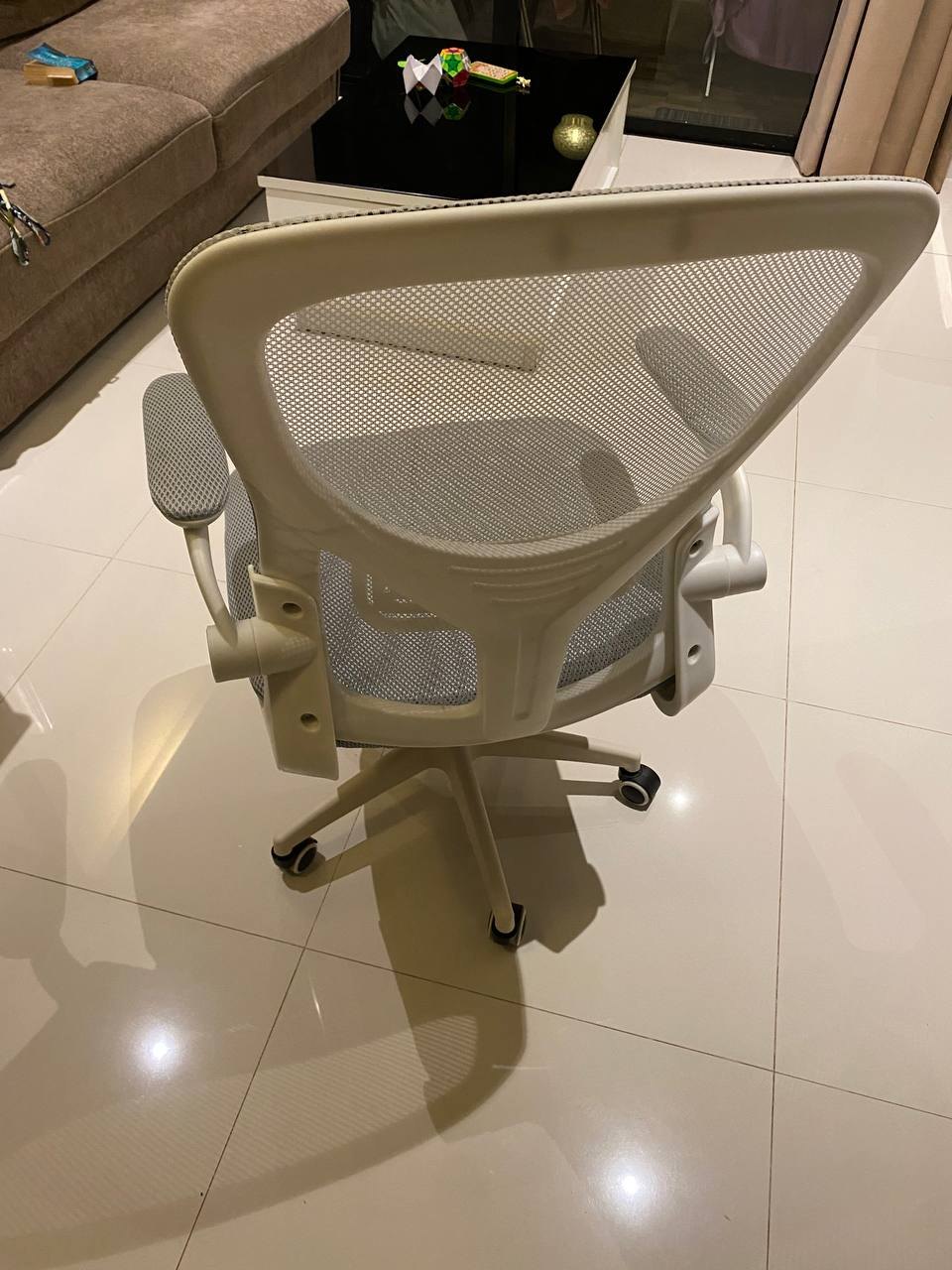 Office chair, Rawai - 300 baht (2 из 3)