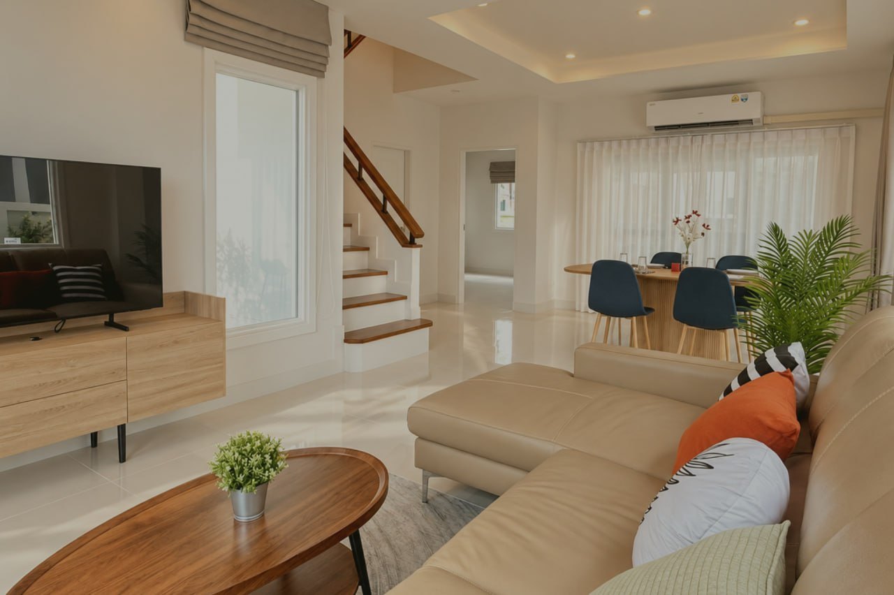 House, 4 bedrooms, 3 bathrooms, 2 living rooms, Supalai Palm Springs - 75,000 baht/month (2 of 4)