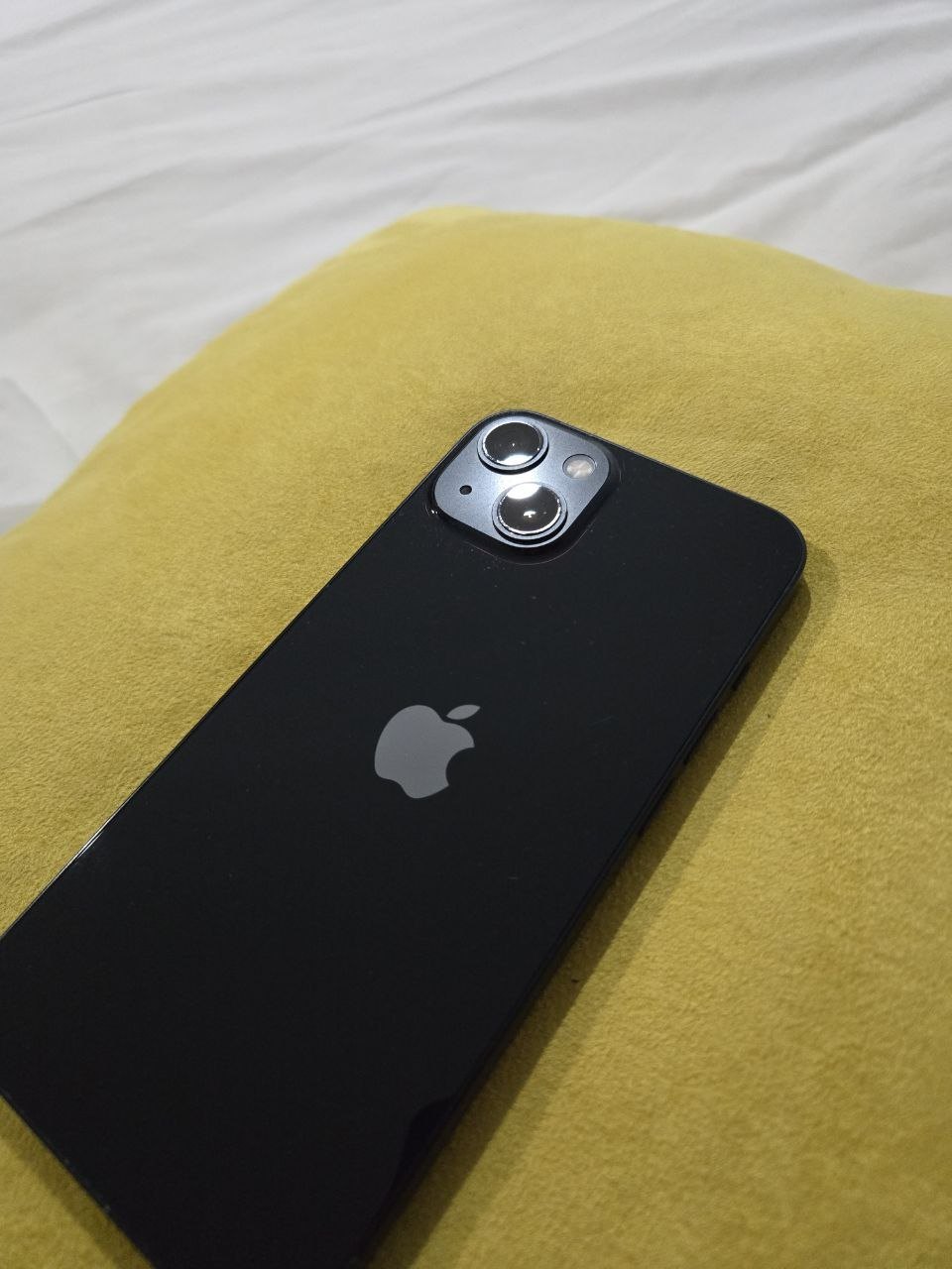 iPhone 13 128 GB สี Midnight แบตเตอรี่เหลือ 75% - 9,500 บาท (3 из 4)