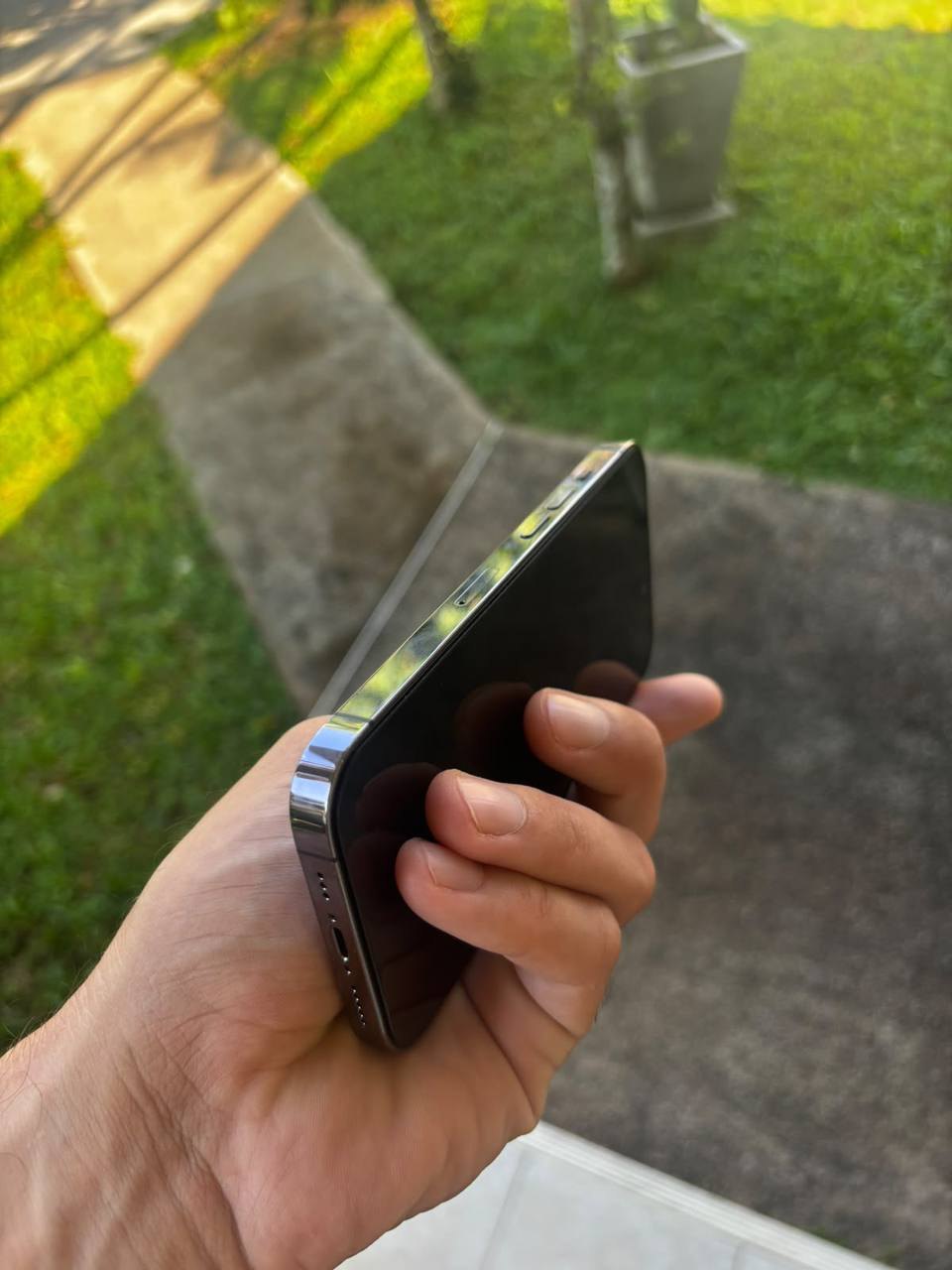 iPhone 14 Pro 256GB สภาพดีมาก เปลี่ยนแบตใหม่ - 15,000 บาท (3 จาก 5)