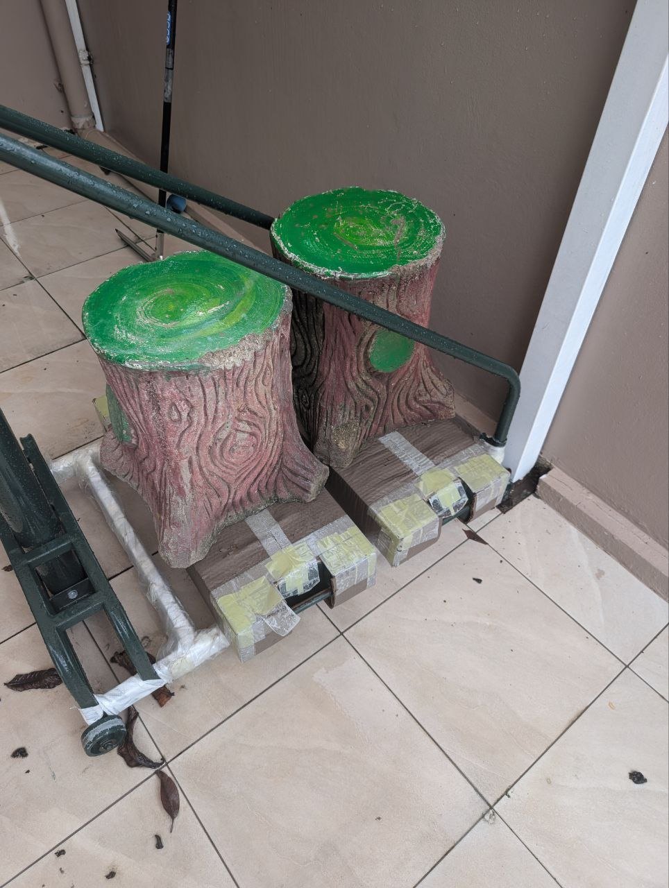 Pear rack on wheels, 2 weights of 50 kg - 8,000 baht (2 of 2)